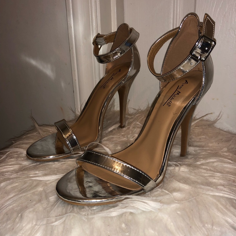 Beautiful Gleam Strappy Metallic Heels - Silver